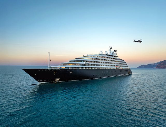 Scenic – Emerald: 5 Star Experience on the Water